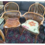 Pair of modern Windsor-type chairs (2)