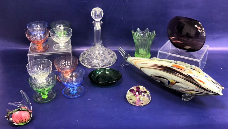 Set of eight mid 20th century coloured glass sundae dishes, in clear, pink, blue and green, a