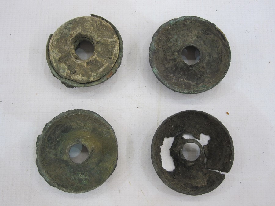 Collection of Roman and Iron Age bronze objects to include terret ring, Roman bronze pin, - Image 2 of 4
