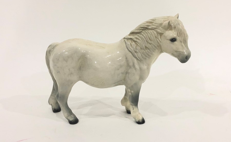 Royal Doulton white and grey mountain pony - Image 2 of 2