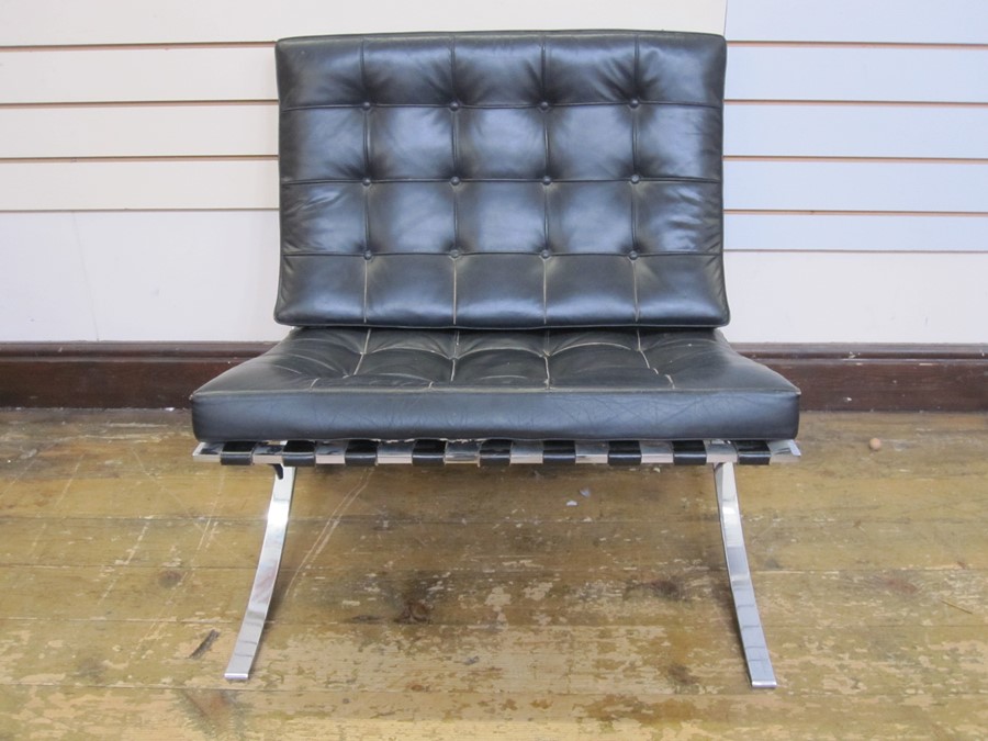 Barcelona chair and matching stool in black leather (2) - Image 2 of 3