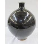 Peter Swanson large pottery vase, bottle neck, bulbous shape, in black with white glazed rim, 35cm