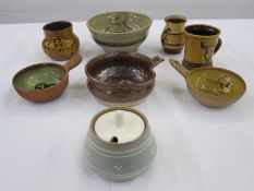Quantity of studio pottery to include a Prinknash pottery bowl, mustard pot, Cricklade pottery