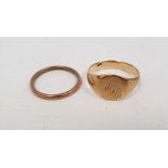 9ct gold gent's signet ring, 4.6g and another ring, indistinctly marked (2)