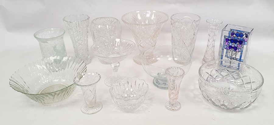 Assorted glassware to include wines, bowls, vases, etc (1 shelf)