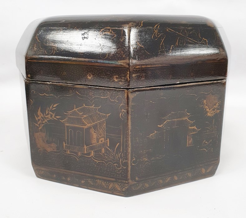 20th century Oriental lacquer octagonal box with painted figures in pagoda in garden scene to the - Image 4 of 6