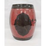 20th century lacquered barrel-shaped Chinese rice box in red and black, with painted fish decoration