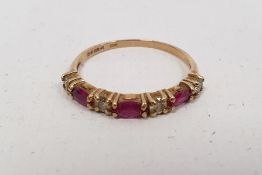 9ct gold dress ring set white and pink alternating stones, 1.5g