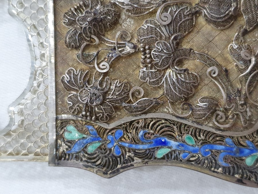 A 19th century Chinese silver coloured metal and enamel card case, the filigree case decorated - Image 24 of 36