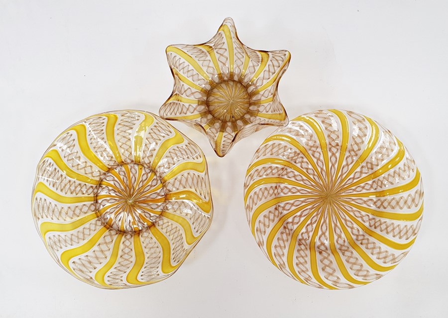 Venetian latticino glass plate in yellow, one further similar and bowl (3)  Condition - Image 2 of 2