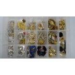 Quantity of costume jewellery to include brooches, earrings, rings, simulated pearl, diamante, etc