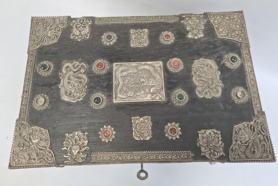 Eastern wooden casket of rectangular form, the body and hinged cover decorated with applied metal - Image 3 of 5