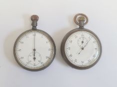 Steel-cased stopwatch with subsidiary seconds dial, button winding and another (2)  Condition