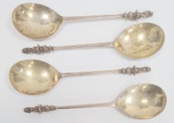 Set of four early 20th century Elkington apostle spoons with lion finials, Birmingham 1908, each