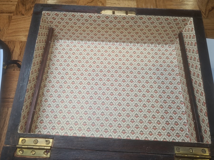 Victorian Tunbridgeware and walnut workbox with removable section tray, two bands of geometric - Image 8 of 23