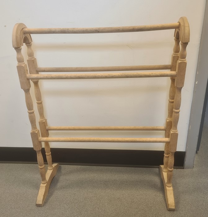 Beech towel rail