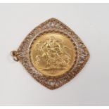 Elizabeth II gold full sovereign 1968 in a 9ct gold pendant mount, total weight approx.. 11.4g