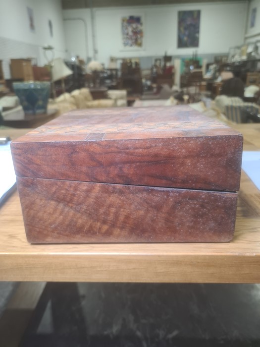 Victorian Tunbridgeware and walnut workbox with removable section tray, two bands of geometric - Image 19 of 23