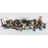 Quantity of trophy cups, trophy prizes for clay pigeon shooting and other sports (1 box)