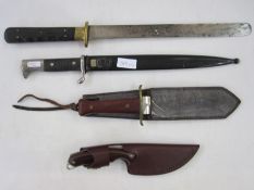 Buck sheath knife together with mahogany handled sheaf knife, bayonet dagger and carving knife (4)