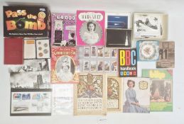 Large quantity of principally 20th century ephemera to include cigarette cards, photographs,