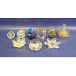 Assorted items of Swarovski, to include paperweights, animals including frog, owl and kingfisher
