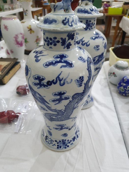 Pair Chinese porcelain vases, each inverse baluster shaped and painted with pair ferocious dragons - Image 19 of 29