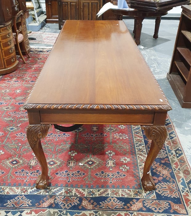 20th century mahogany rectangular dining table, the moulded edge above cabriole legs to claw and - Image 3 of 3