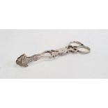 Pair of 19th century silver scissor tongs, makers mark 'IG', 12cm, 1ozt