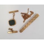 9ct gold tie clip of plain design, approx 4g, a single 9ct gold cufflink set with bloodstone and a