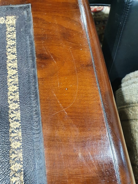 Late 19th/early 20th century large mahogany desk with leather inset top rectangular with rounded - Image 9 of 28