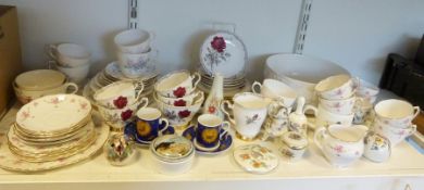 Quantity decorative ceramics, glass and other items (3 boxes)