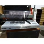Bang and Olufsen Beocenter 4600 turntable and a pair of Beovox 1500 speakersCondition