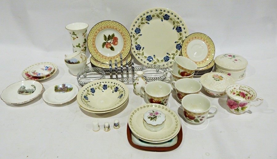 Part tea service Evesham style, a Wedgwood Wild Strawberry vase, assorted ceramics, an Aynsley - Image 3 of 4