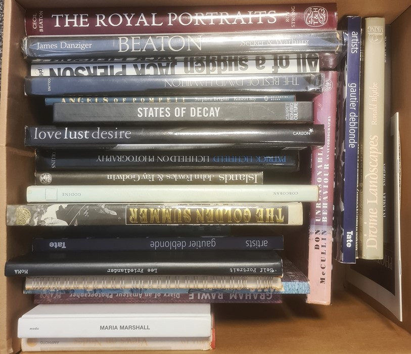 Quantity of books on photography to include Linda McCartney's Diary 1978, spiral bindings, published