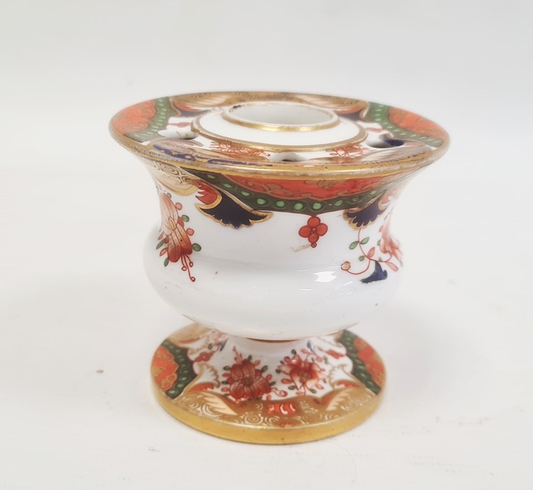 Spode inkwell circa. 1820 of vase form with ink and pen recesses on circular pedestal foot decorated