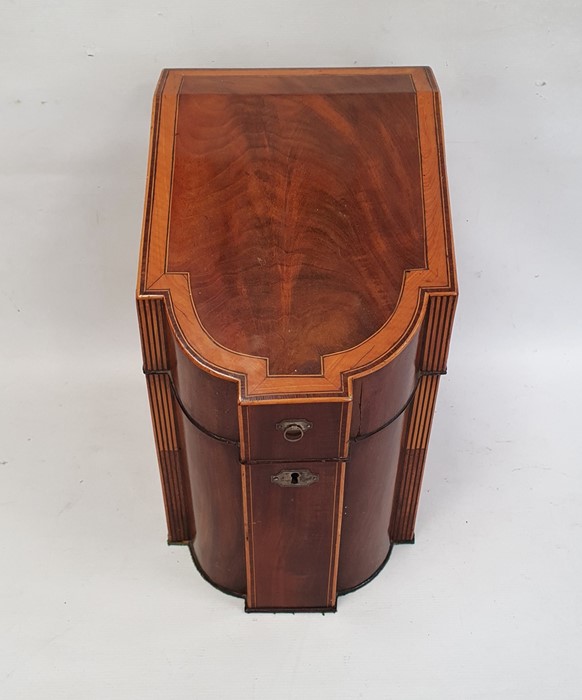 George III mahogany knife box with strong decoration, the interior now fitted for stationery, 36cm - Image 6 of 8