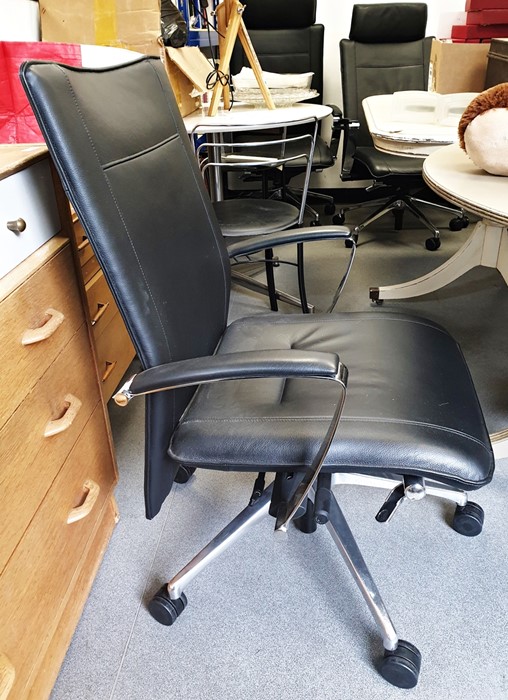 Dauphin modern office swivel chair - Image 2 of 2