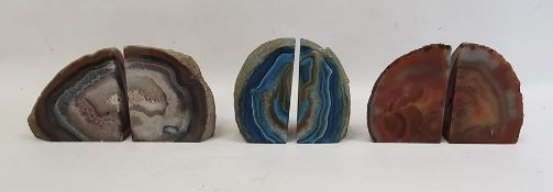 Three agate geodes, each in two pieces, a pair of alabaster bookends carved as horses' heads, a pair