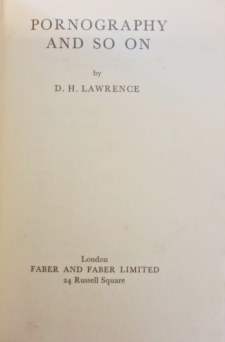 Lawrence, D H  "The First Lady Chatterley", Dial Press, New York 1944, green cloth with blindstamped - Image 5 of 15