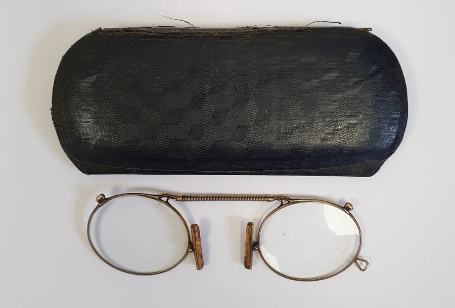 Pair of 9ct gold-framed spectacles, cased