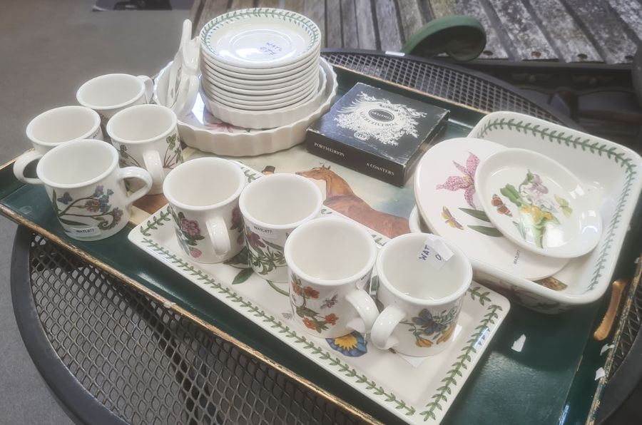 Large quantity of Portmeirion dinnerware in the 'Botanic Garden' pattern, including two circular - Image 2 of 3