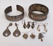 Victorian silver bangle with two-colour gold flowerhead inlay, another silver-coloured metal