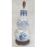 Chinese blue and white double-gourd vase/table lamp on turned wooden base, 45cm high