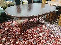 Early 20th century D-end dining table on cabriole legs, 157cm x 73cm