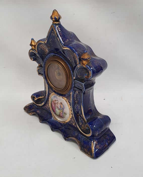 Ceramic bodied mantel clock by Royal Warwick, blue ground with gilt decoration and Arabic numerals - Image 4 of 4