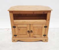 20th century pine TV cabinet open recess above two cupboard doors, bracket feet, 85.5cm x 78cm and a