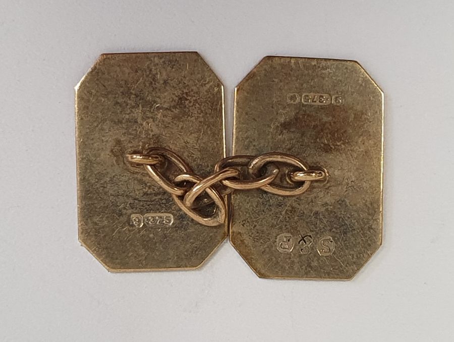 Pair 9ct gold double oblong and chain cufflinks, sun ray engraved, gross weight approx. 4.2g - Image 3 of 3