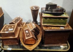 Assorted treen and boxes to include vase, bowls, money box, etc (12)