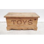 Modern pine trunk / toy  box on bracket feet, 91.5cm x 43cm